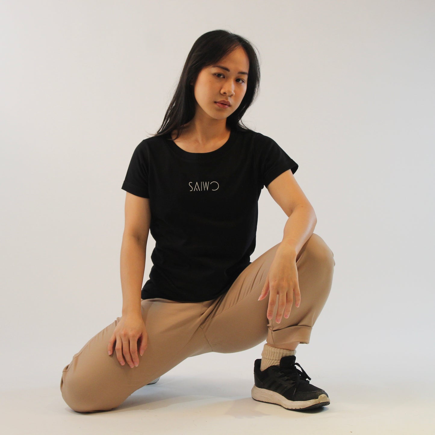 Her Tee